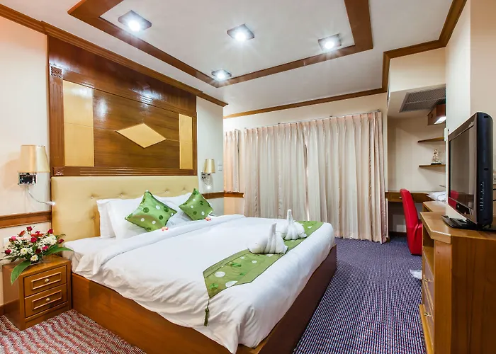 Oyo 796 Paradise Sukhumvit 酒店