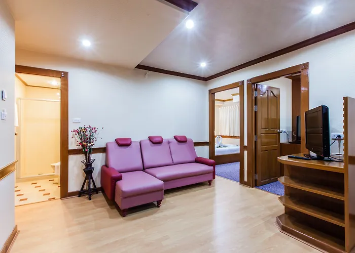 Oyo 796 Paradise Sukhumvit 3*