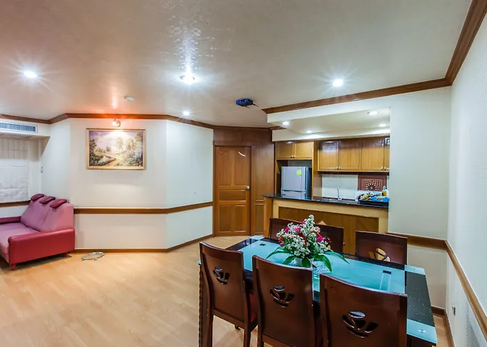 Oyo 796 Paradise Sukhumvit 曼谷