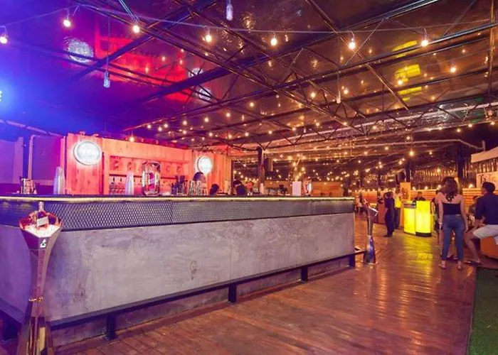 Oyo 796 Paradise Sukhumvit