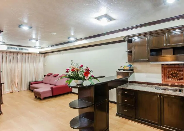 Oyo 796 Paradise Sukhumvit 酒店 曼谷