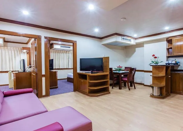 酒店 Oyo 796 Paradise Sukhumvit