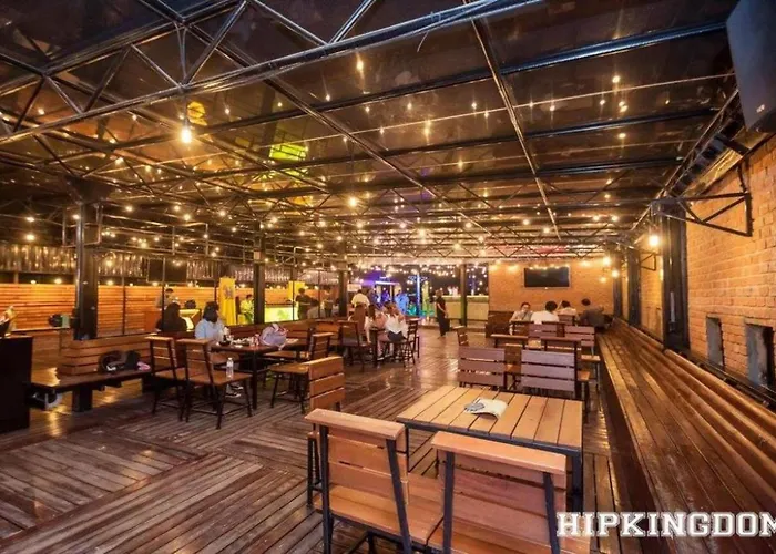 Oyo 796 Paradise Sukhumvit 酒店 3*